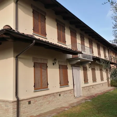 Casa Tra I Vigneti * Calosso